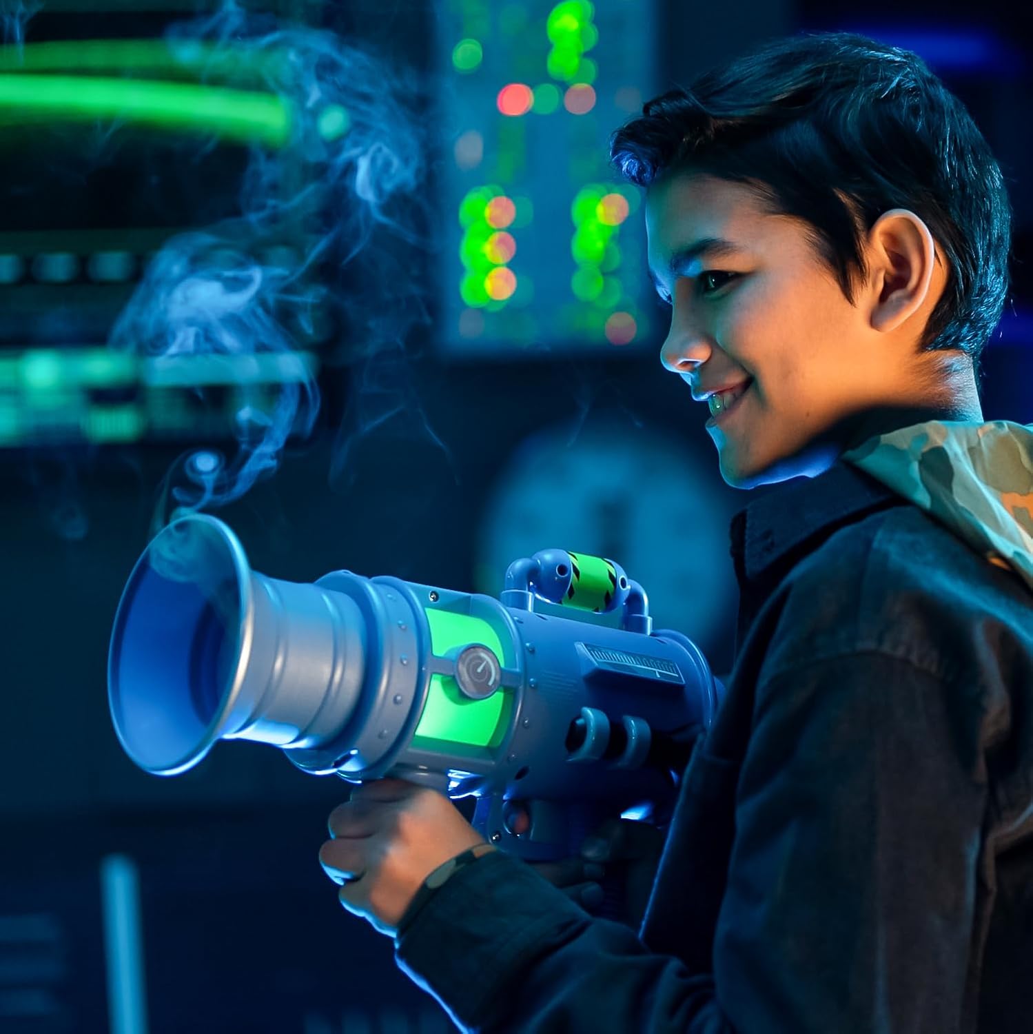 Minions Despicable Me 4 - The Ultimate Fart Blaster | Blasts Out Real Fart Rings of Fog | Plays 15 Different Fart Sounds | Lights Up and Emits Smells | It Includes 2 Different Scented Fart Formulas - Image 8